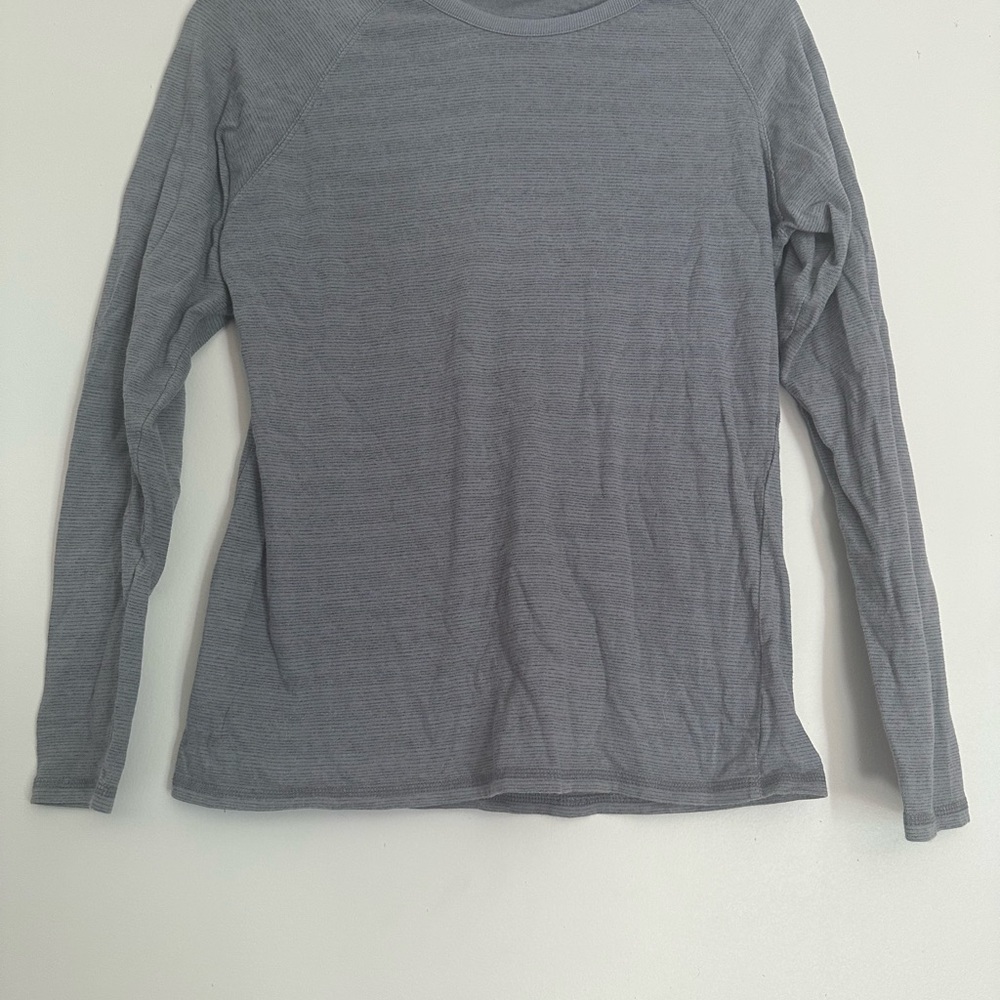 **3 for $15**. **see description** Denver Hayes Gray/Blue Long Sleeve Tee